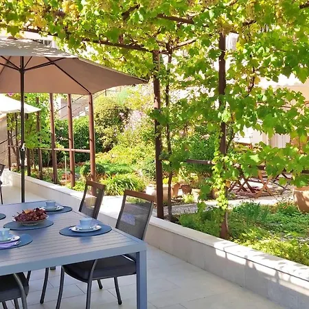 Juta Apartament *