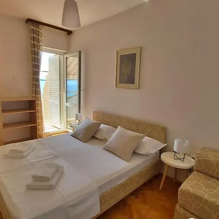 Apartament Juta Mimice