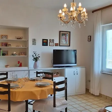 Apartament Juta *